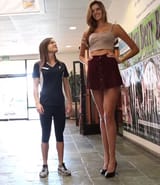 tall_women_13-719046272