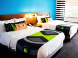double-beds-cartoon-network-hotel-2