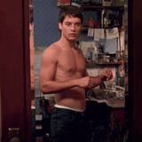 tobey-maguire-abs