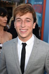 740full-skyler-gisondo