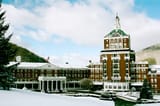 The_Homestead_Resort_in_Winter