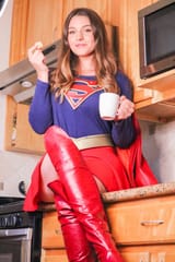 taya-miller-a-lovely-cosplayer-v0-c5v09brh4hva1