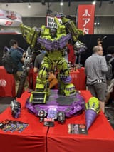 San-Diego-Comic-Con-2025-Day-1-–-Premium-Collectible-Studio-01