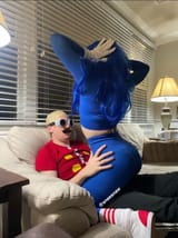 Robotnik&#039;s sexy suspender striptease