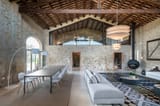Mediterranean-Country-Stone-House-Gloria-Duran_1