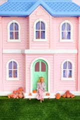 fall-barbie-dream-house-wallpaper-3