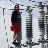 over-800-utah-homes-lost-power-after-a-woman-climbed-the-v0-enZiZGRtYmt6eDBlMS_aAcw_3H-n1-J5MgIQFNEenuUXqxCuKBWSTgvxXiJE1