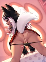 7077