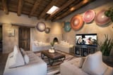 Jennifer+Ashton+Interiors-Christopher+Martin+Disc+Series-SHSF16+Family+Room-Laurie+Allegretti