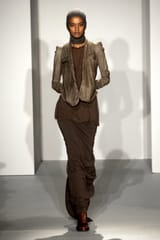 collections_cover_RICK_OWENS_FW02_SPARROWS_RUNWAY_014