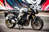 2008-Yamaha-FZ1S-Fazer-2nd-gen-colourfull-wall-1024x682