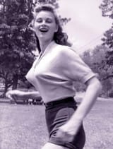 bullet-bra-50s-vintage-1-456x600