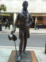 Beau Brummel statue