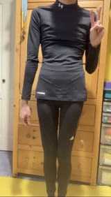 V