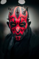 Darth_Maul_Cosplayer_at_MCM_Comic_Con_October_2016