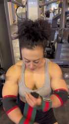2536896_thumb.jpg