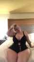 woman_thick_bed_and_rub_thumb.jpg