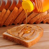 peanut-buttter-honey-sandwich