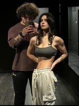 christrennn-56-inspirational-gen-z-bodybuilder-found-v0-wckhao95l4pc1