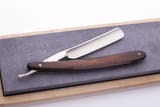 a-straight-razor_63527adec34cd-770707801