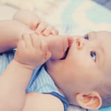 baby-putting-foot-into-his-mouth-MFF003158[1]