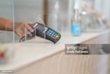 payment-through-plexiglass