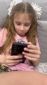 1728608342827605