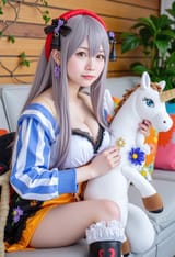 00093-comfyui-cfg=3.5-steps=30-flux1-devs-2025-06-26-210853