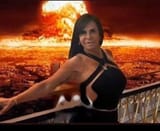 older thot posing as the world burns