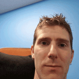 linus-selfie-linus-tech-tips-2443464010