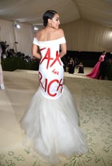 210913210627-34b-met-gala-red-carpet-2021-alexandria-ocasio-cortez