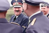 1633183377457