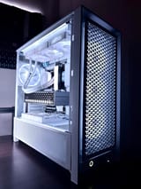 9070 XT Nitro+ Frame 5000D Build