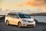 toyota-sienna-xl30-pre-facelift