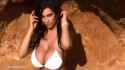 DM-V094-WhiteBikini_thumb.jpg