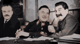 joseph-stalin-russian-assembly-members-laughing-vswby9x1sj29o4u0