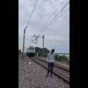 train1_thumb.jpg