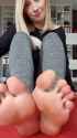 anna_feet_queen_thumb.jpg