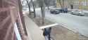 off duty cop shoots robber_thumb.jpg