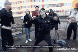 Elon Musk visits Russia and does a little dance