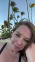 Flashing_beach_milf_thumb.jpg