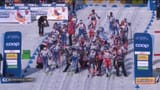 female skiers