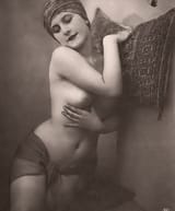 1920-30s-nudes-04
