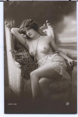 v1797-black-white-vintage-nude