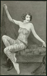 auc5084-1800s-1920s-retro-nude-women-1