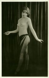 auc5853-1800s-1920s-retro-nude-women-1