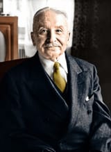 Mises-pokolorowany-hiQ