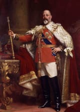 Edward_VII_in_coronation_robes