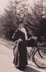 womanposingwithbike