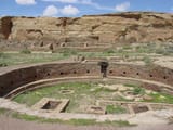 Chaco_Canyon_Chetro_Ketl_great_kiva_plaza_NPS